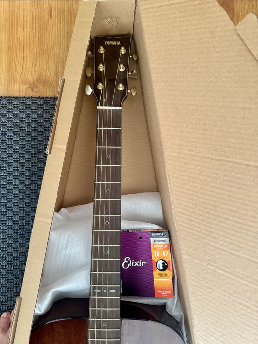 Guitarra Yamaha Storia III