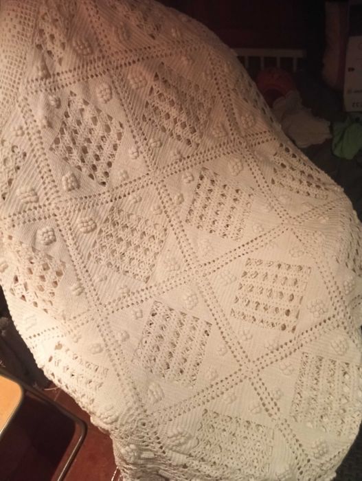 Coberta de renda feita á mão