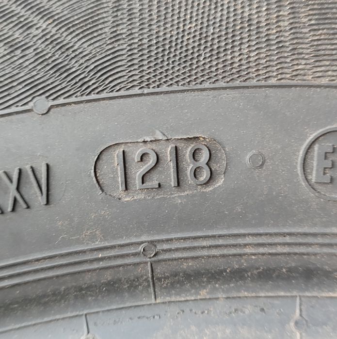 215/60 R16 Continental ContiWinterContact TS830P zimowe 2 sztuki
