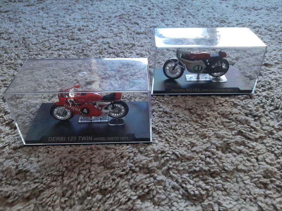 Colecção de miniaturas MOTAS escala 1/24