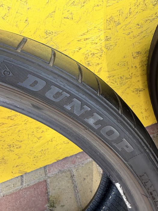 Шини Резина 225.35 R19 Dunlop Літо