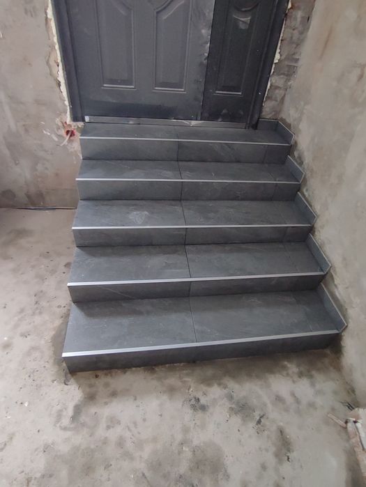 Стяжка  штукатурка плиточник Гіпсокартон Демонтаж