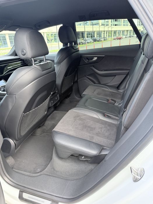 Audi Q8 2019 VIN WAUZZZF16KD045597 фото оголошення 16 з 22