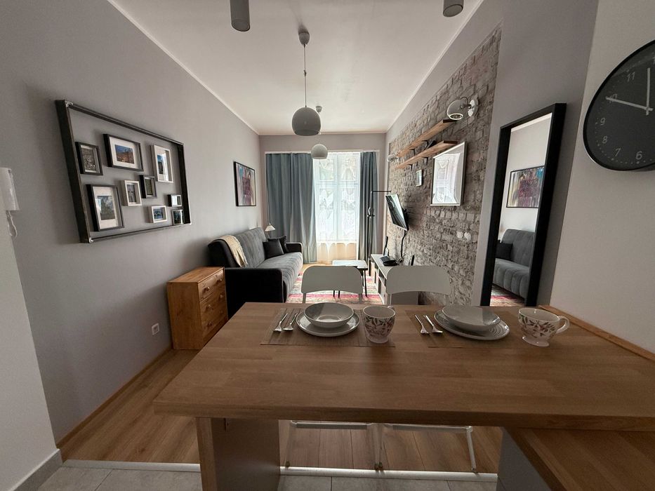 Nowoczesne studio 25 m² w Centrum Chorzowa – Blisko Parku Śląskiego