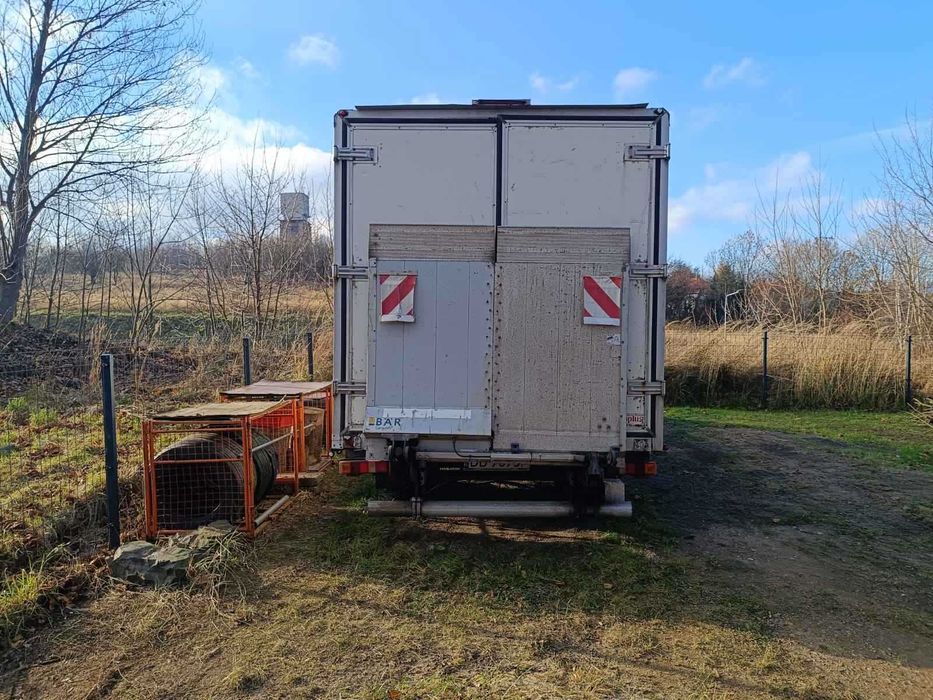 Sprzedam Forda Transit 2.2TDCi kontener, winda