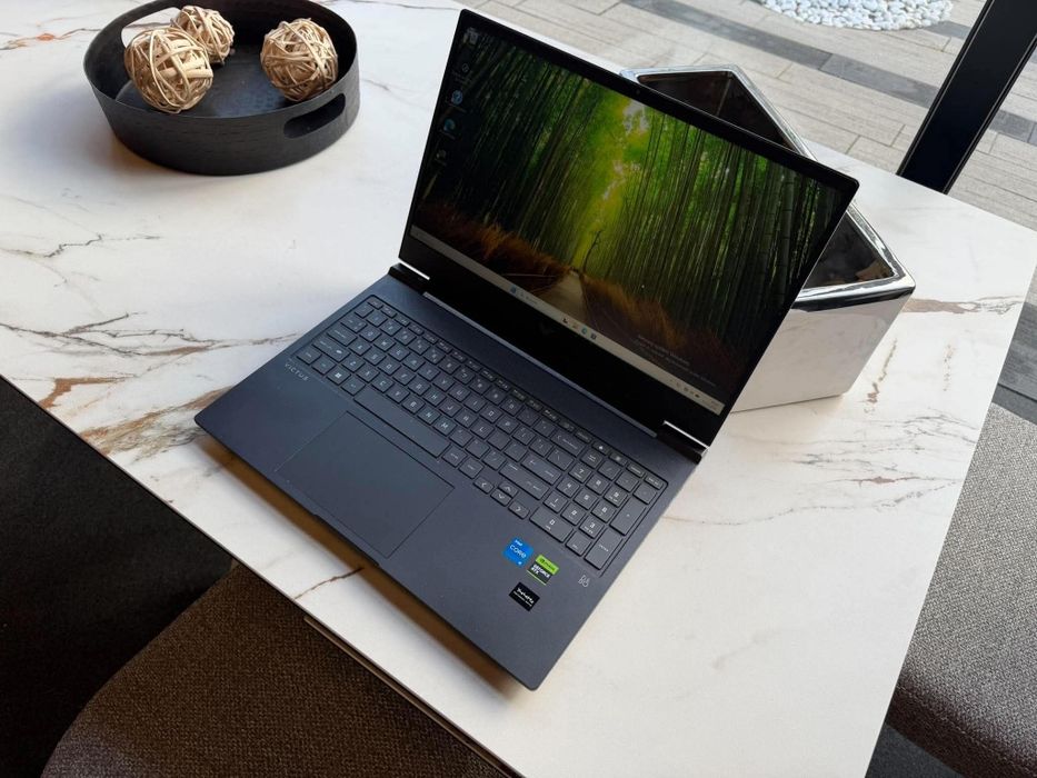 HP Victus RTX 4060 10GB | i5-13500H | DDR5 | 144Hz | Stan BDB!