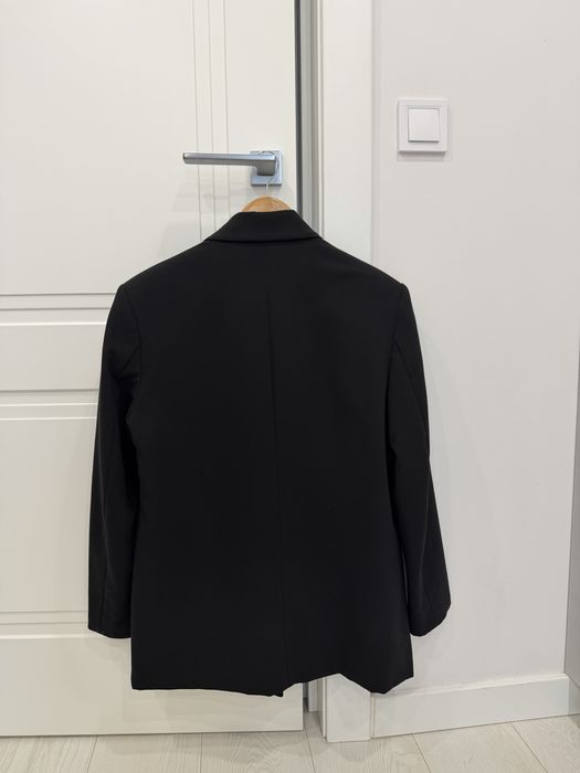 Чорний жакет Zara