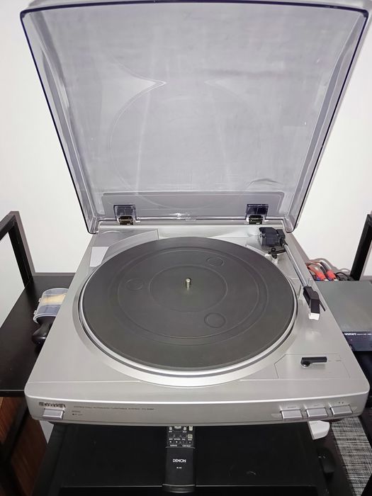 Gramofon Aiwa px-e860