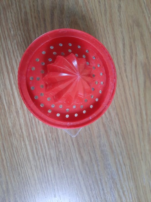 Wyciskarka do cytrusów ręczna