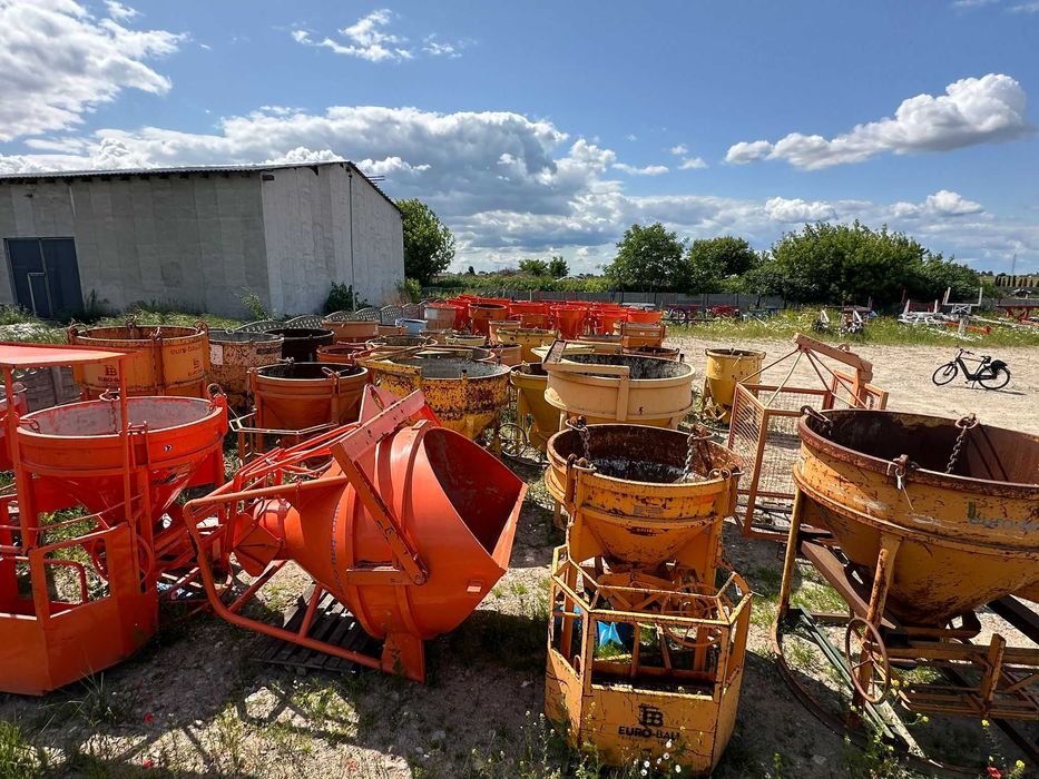 Kubeł pojemnik zbiornik dźwigowy do betonu ZB 500/2000L kastra bomba