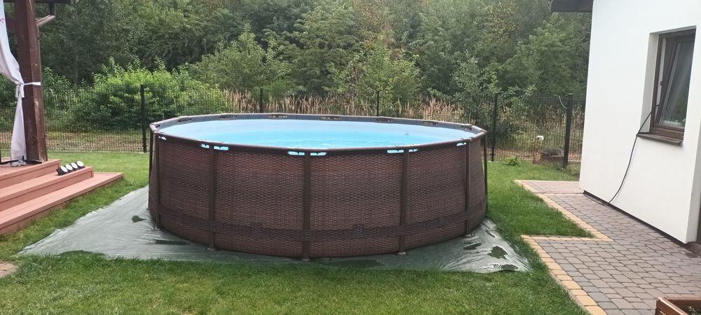 Basen ogrodowy Bestway + pompa piaskowa