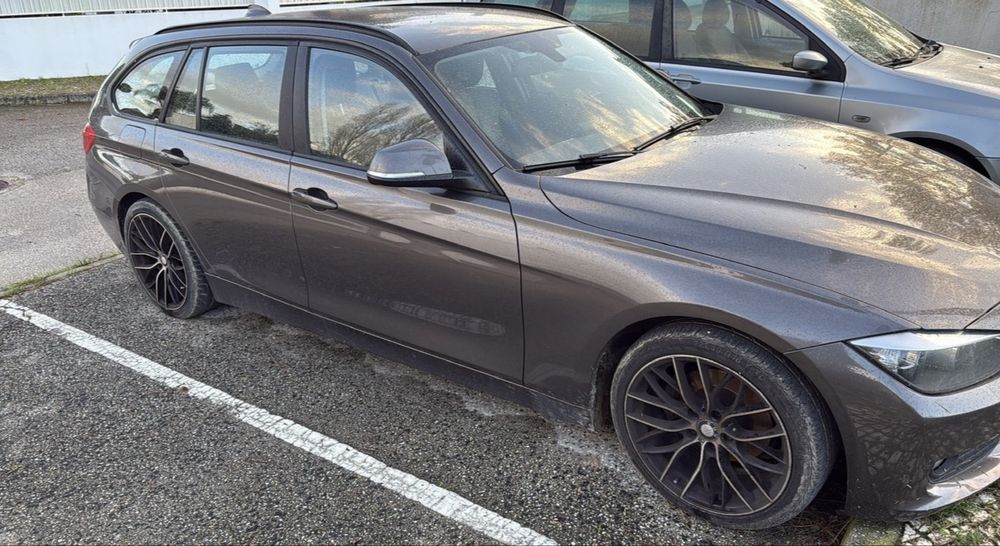 Bmw 320d carrinha F31  2.0d 2014 ler anuncio