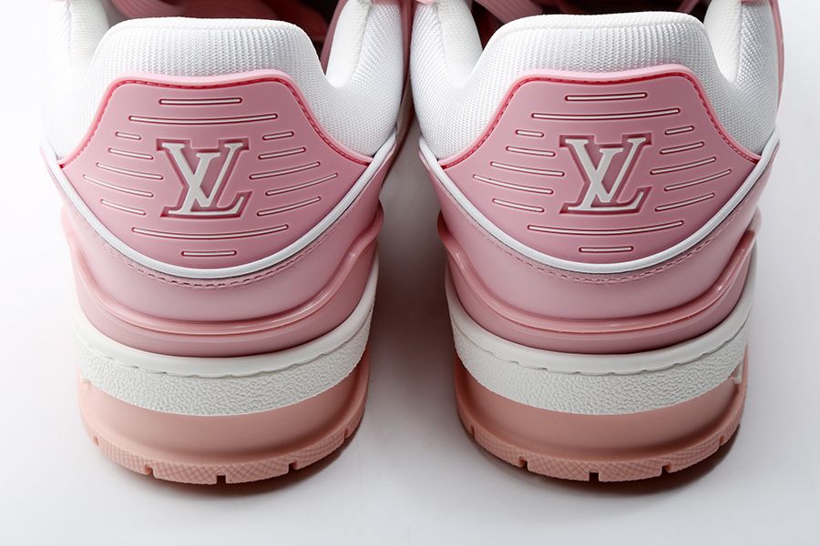 LV Trainer Sneaker (pink)