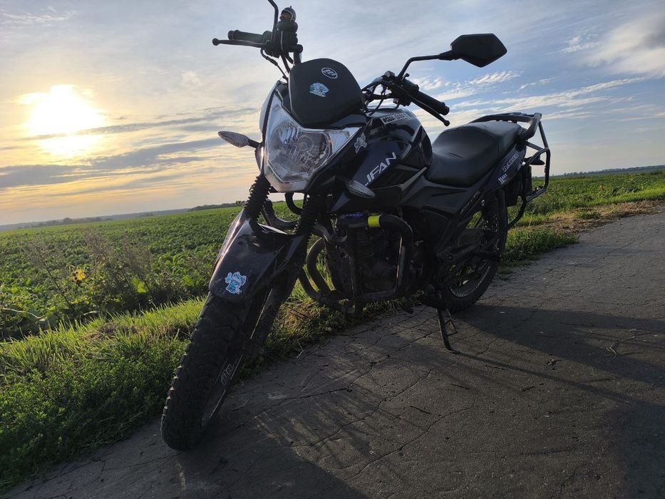 Продам Ліфан сітіер 200