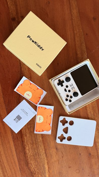 Consola Powkiddy RGB20S - NOVO