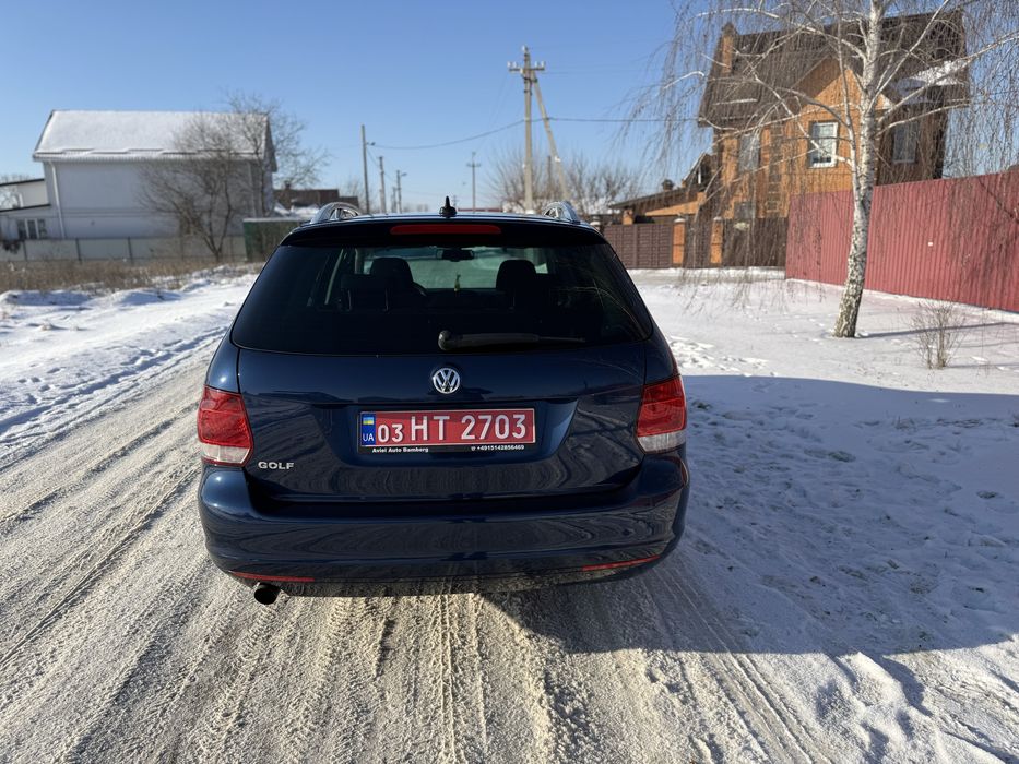 Volkswagen Golf з Німеччини вже Розмитнений