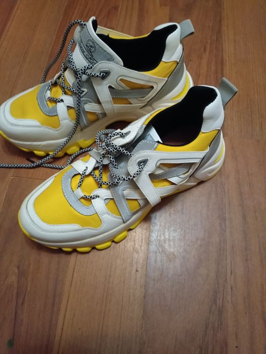 Ténis Queen . Oportunidade única!