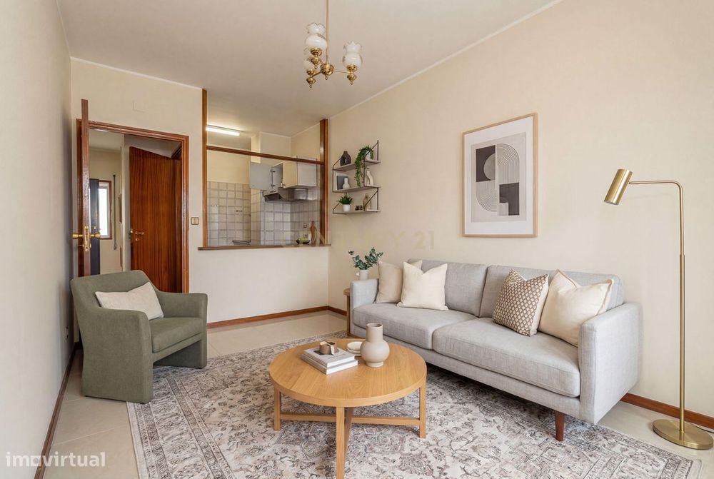Apartamento T1 em Braga, Maximinos para recuperar - Oportunidade Única