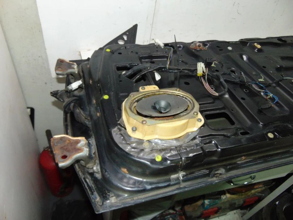 Nissan 100 nx portas