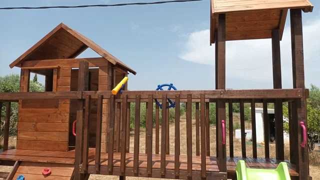 PARQUE INFANTIL BALOIÇO, ESCORREGA, PAREDE DE PEDRAS, ETC.