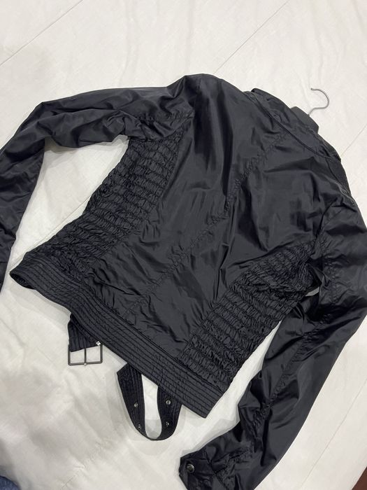 Vendo blusao fino em bom estado