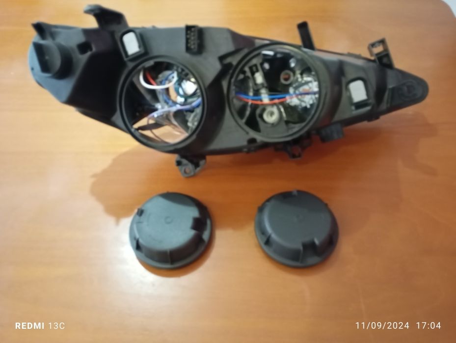Farol Esq. Peugeot 307 Negro