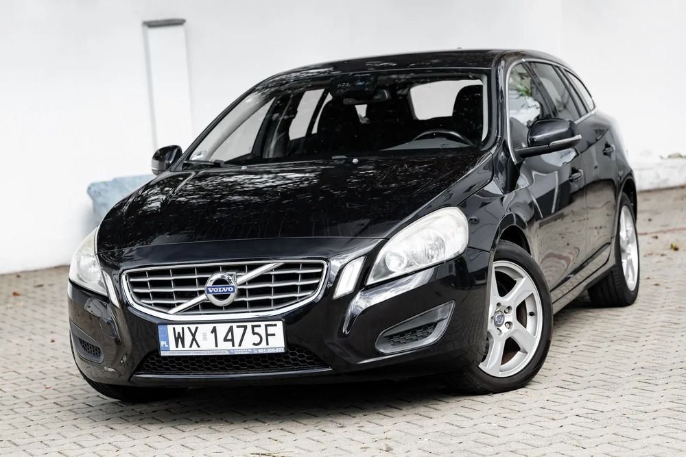 Volvo V60 Alufelgi/Potwierdzony przebieg/Klima