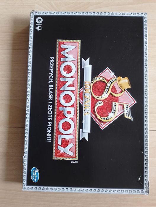 Monopoly przepych blask i nowe pionki w środku bardzo ładna