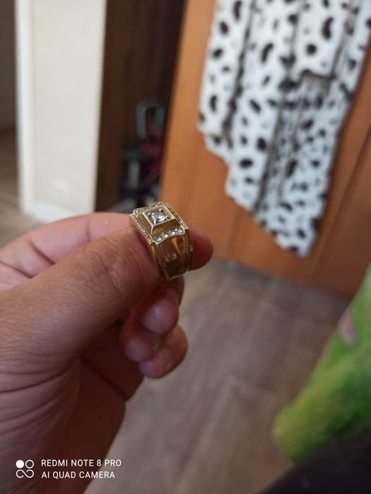 Золотой перстень мужской