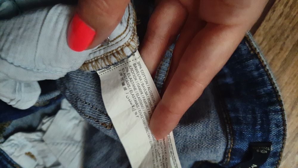 Zestaw spodni jeansowych r. 152