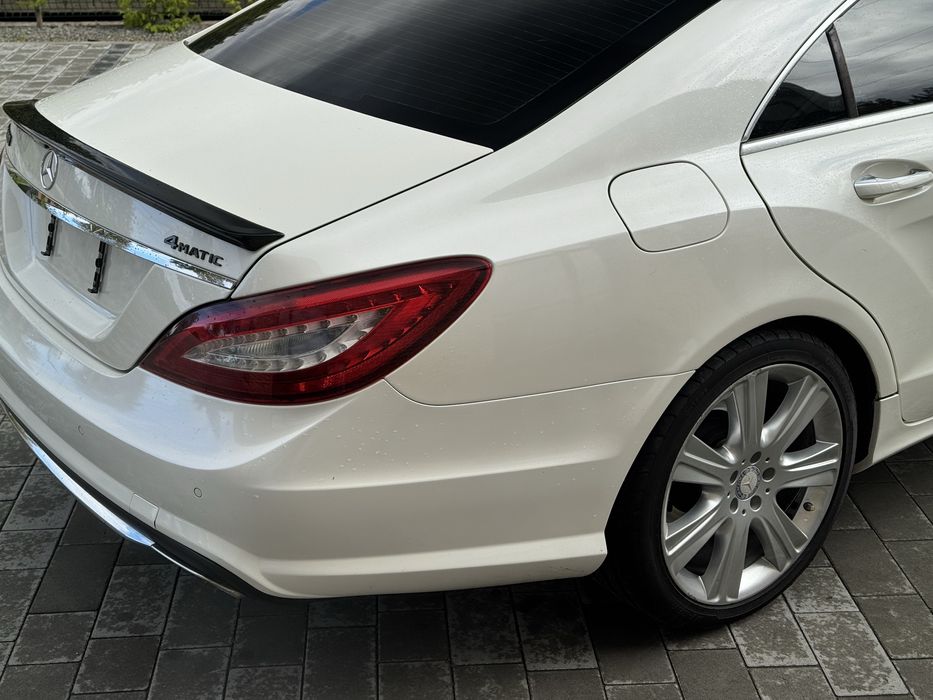 Продам Mercedes CLS в максимальній комплектацій