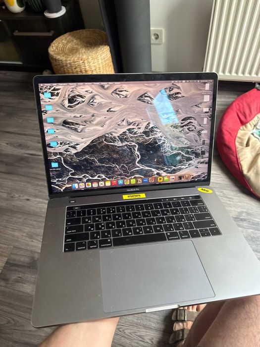 macbook pro 2018 16 - купить ноутбуки - Цена на OLX.ua
