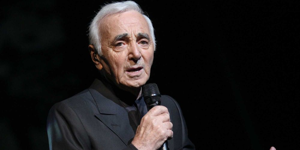 AZNAVOUR LIVE - Olympia 68/72/78/80 +Entrevista 75min /2dvds + Libreto