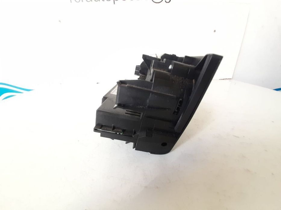 DISPLAY COMANDOS PAINEL CONTROLO AR CONDICIONADO SIMENS VDO 8P0820043P 8P0820043 AUDI A3 8P SLINE