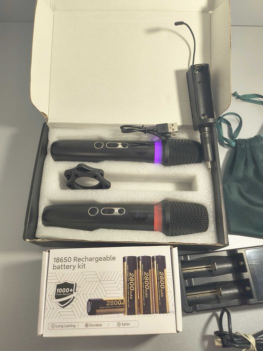 Mikrofony Carudi Bezprzewodowe Regulowane RGB 2PACK HIT