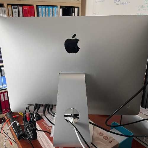 iMac Retina 4K 21,5" — i7 3,3GHz | 16GB RAM | Ecrã Substituído | Caixa e Acessórios Originais