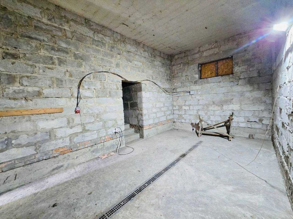 Продаж будинку.Крушинка.Київська область.Біля озера.10 соток.