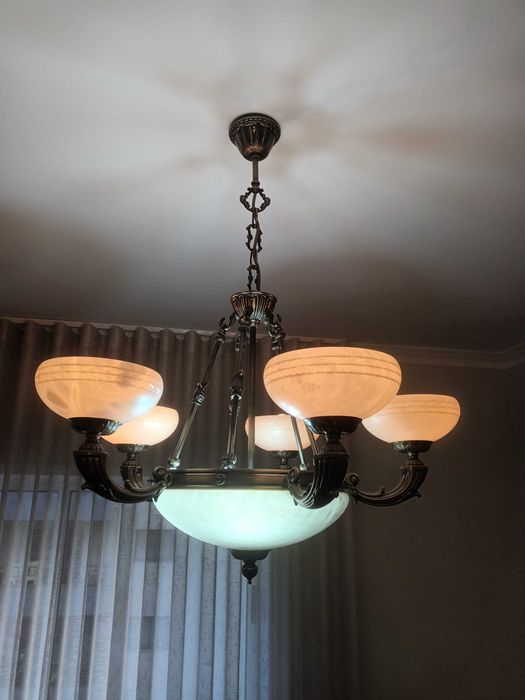 Candeeiros de sala em bronze