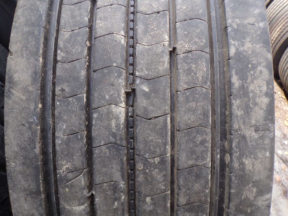 Opona 385/65R22.5 FIRESTONE FS 422 (900 netto)