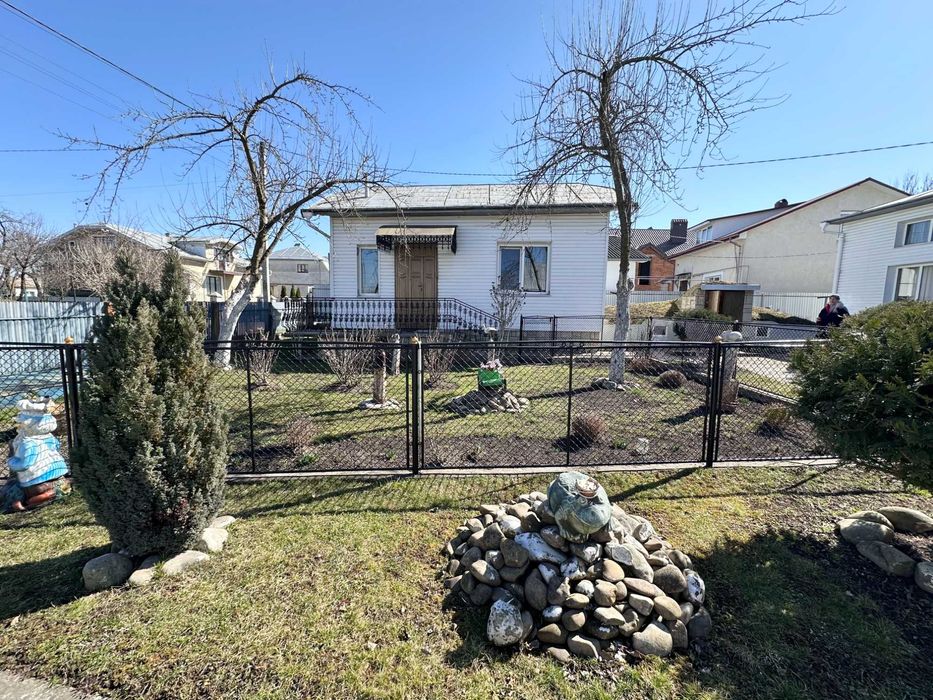 Готовий до проживання будинок в Тисмениці!