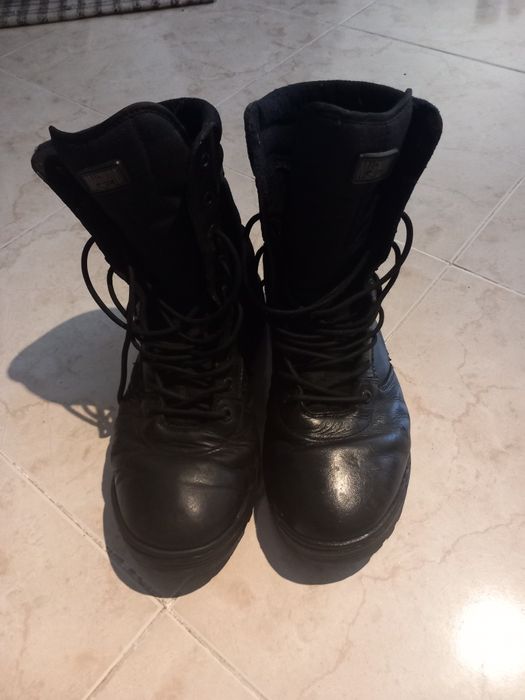 Botas segurança Magnum N°43, usadas.