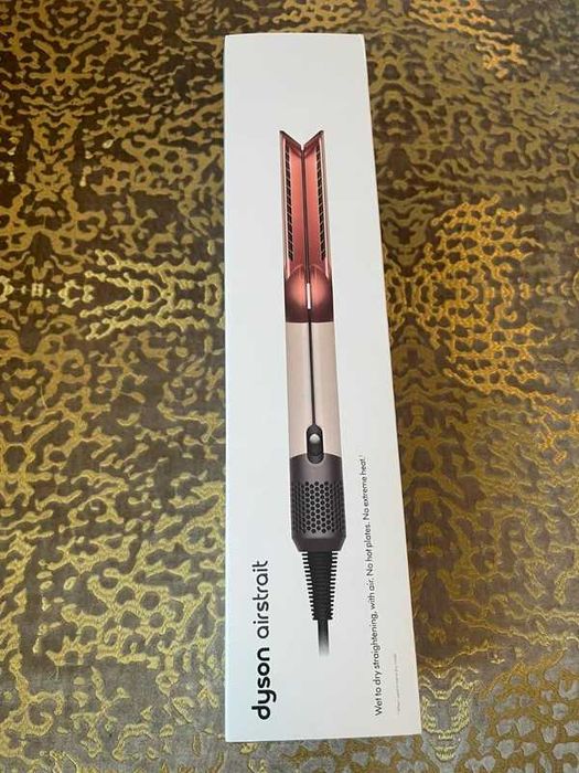 Idealny prezent świąteczny prostownica do włosów Dyson Airstrait