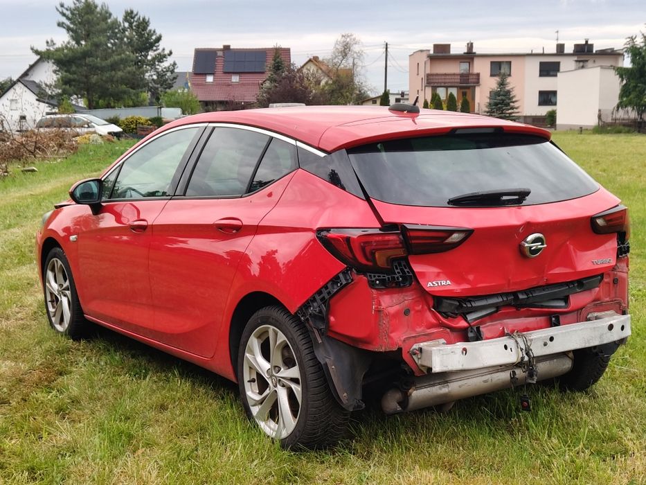 Opel Astra K 1.4 Turbo 150 KM