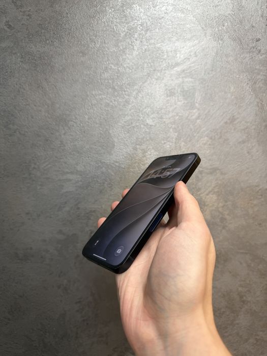 Б/у IPhone 13 128 Midnight гарний стан