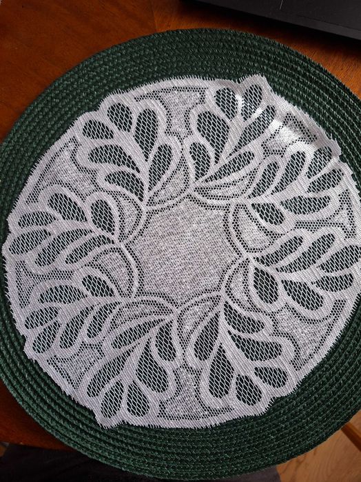 Serwetki koronkowe ozdobne 10sztuk 30cm