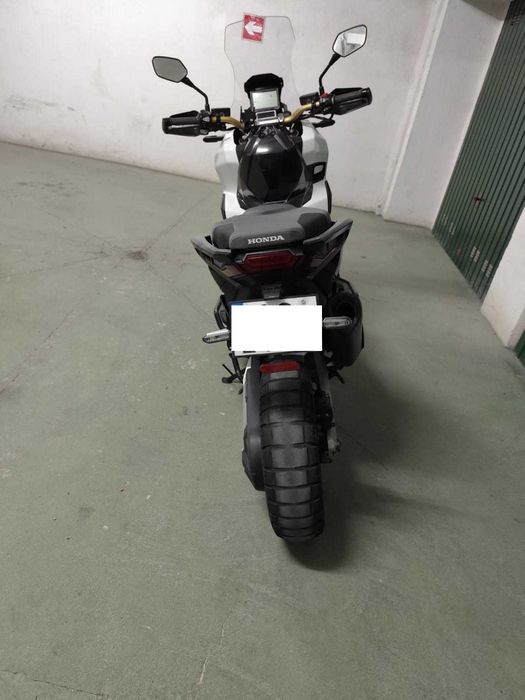 Honda X-ADV 750 Matte Pearl Glare White