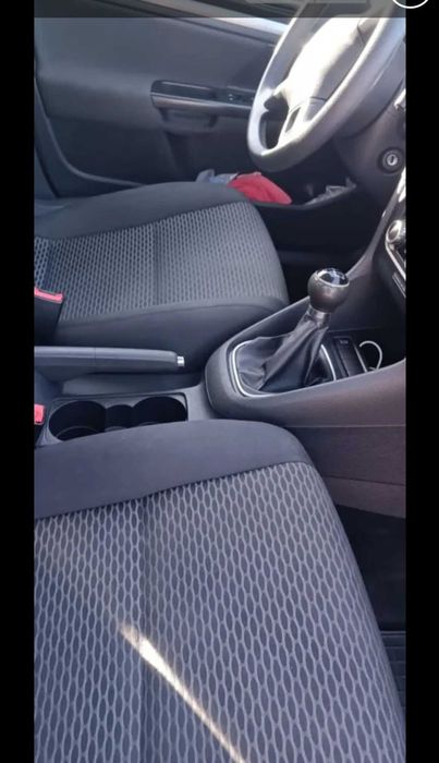 Volkswagen golf 2011року