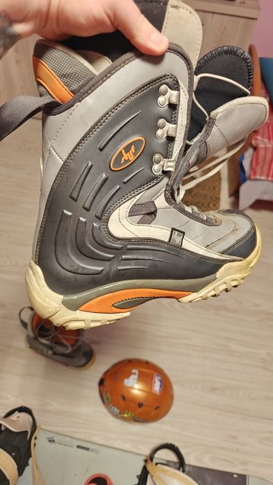 Zestaw snowboardowy