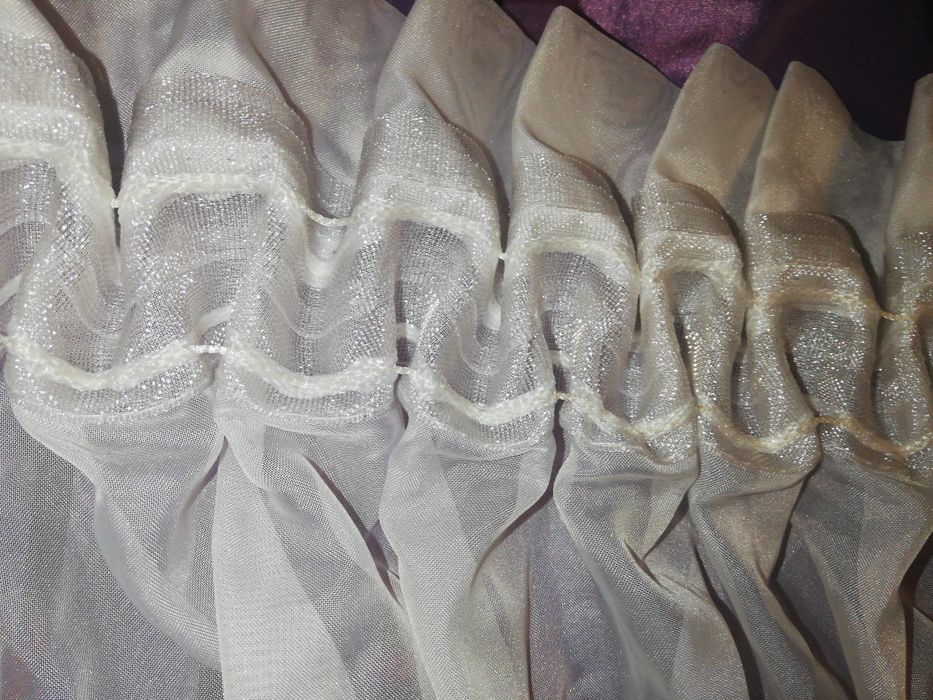 Bardzo duża biała firana