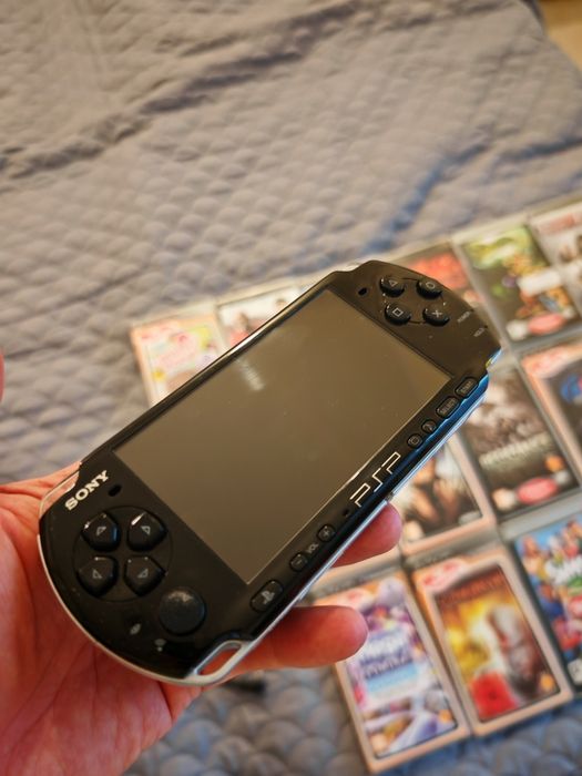 PSP 3004 z garmi